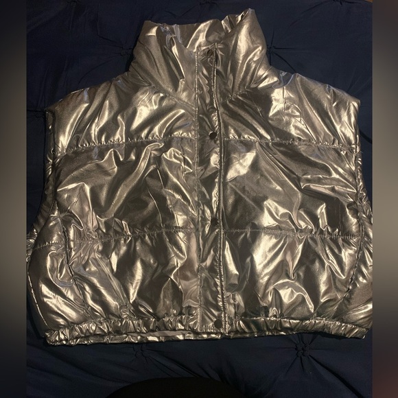 Daisy Silver Reflective Vest with High Collar - Picture 1 of 5
